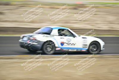 media/Jan-26-2025-CalClub SCCA (Sun) [[cfcea7df88]]/Group 4/Race/